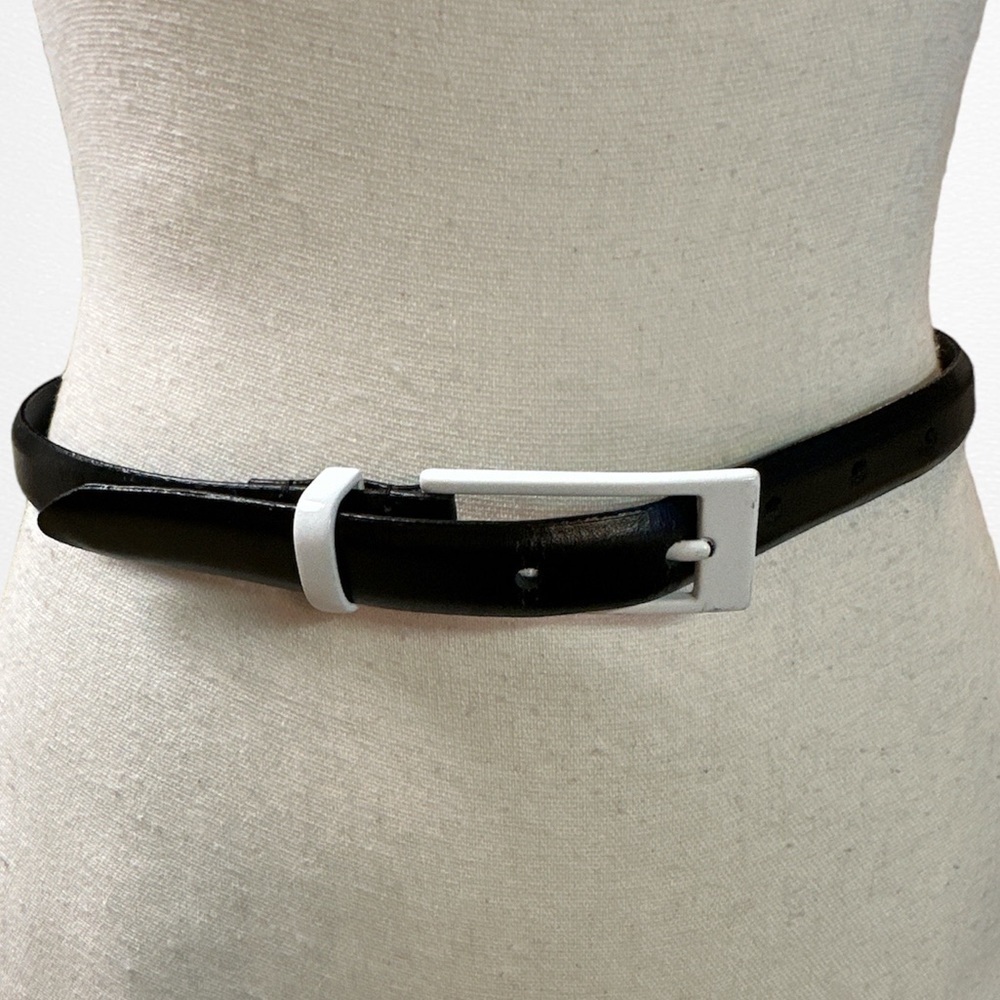 Black Belt W/ White Buckle Split Cowhide Manmade Lining Small